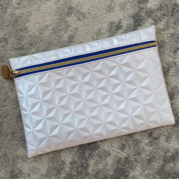 IPSY Makeup Lot - Picture 13 of 13